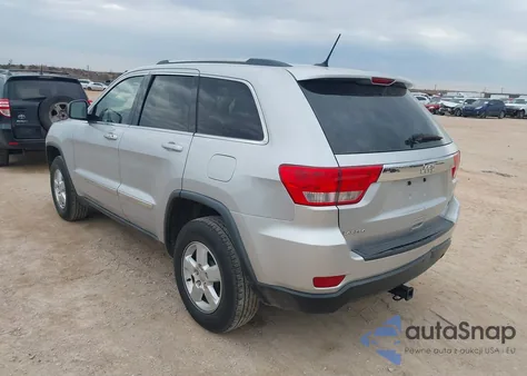 2013 Jeep Grand Cherokee Laredo z USA, uszkodzony, nr VIN 1C4RJEAG3DC601680